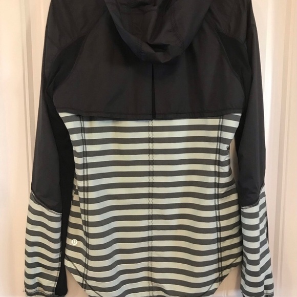 Lululemon Run : Get up and glow jacket mint moment size 6 - Picture 9 of 14